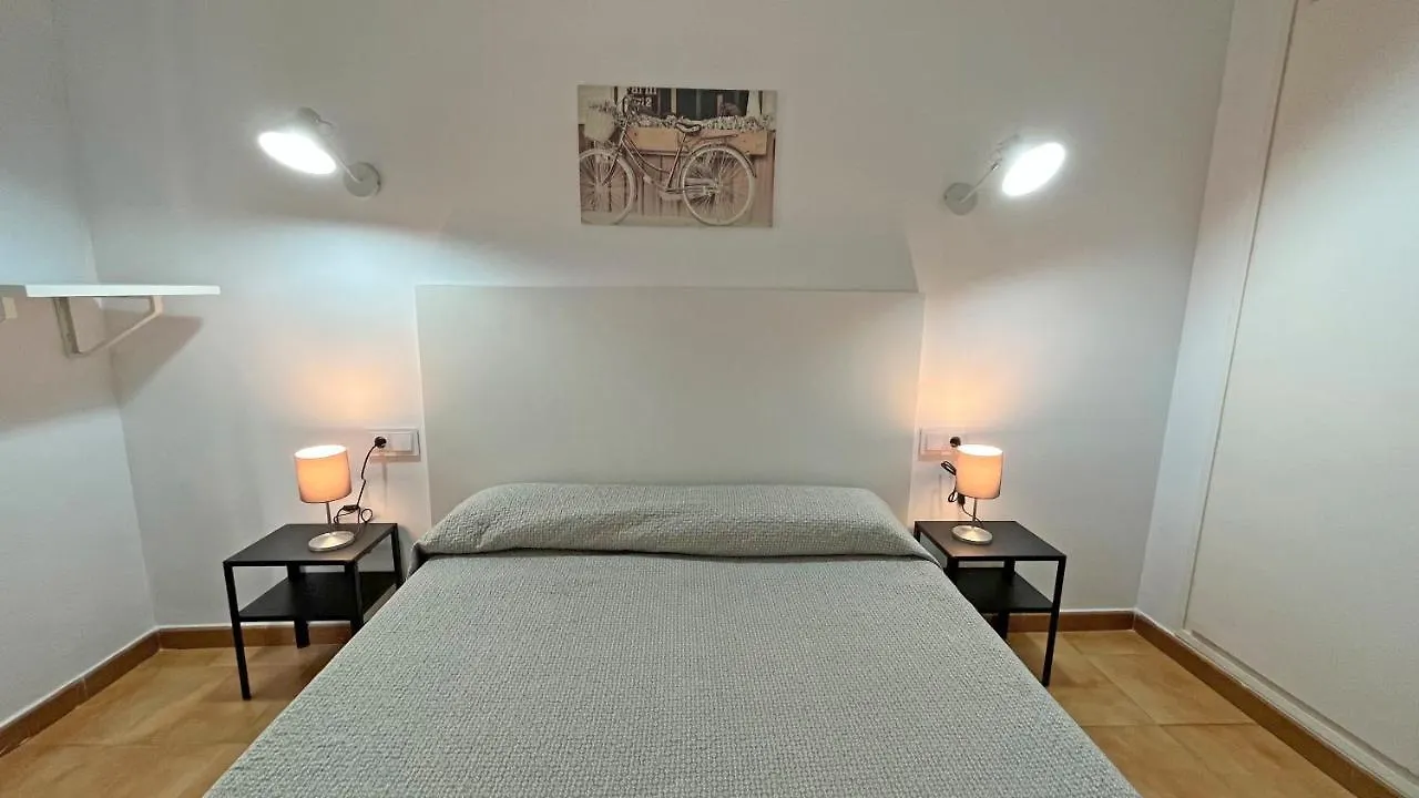 Hostal La Premsa アレニス・デ・マル 0*,