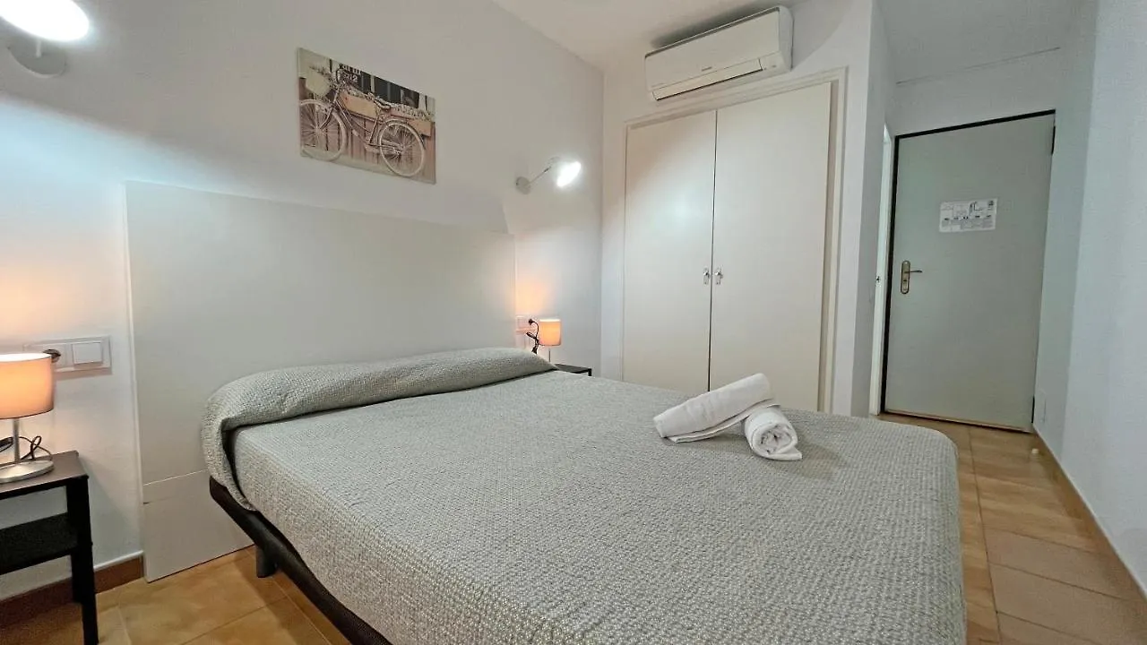 Hostal La Premsa アレニス・デ・マル ゲストハウス